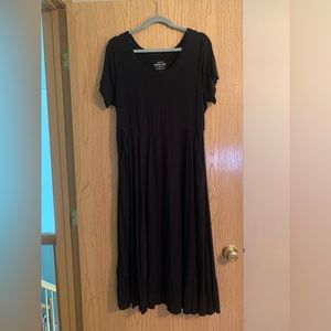 Torrid size 1 super soft knits black midi dress